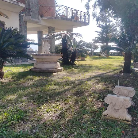 Sullo Stretto Sole Mare Apartamento